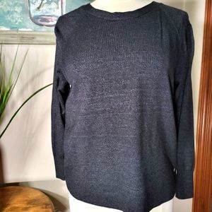 Like new Victoria's Secret Knot Twist Deep V Back Sweater